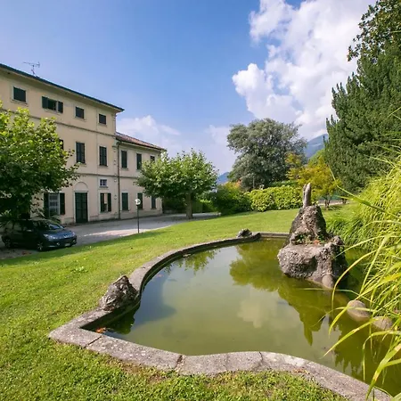 Sleeps 4 T569801 Appartement Tremezzo